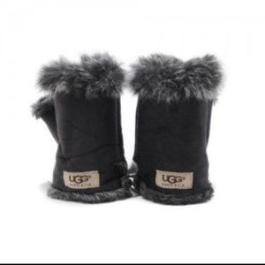 Ugg fingerless gloves