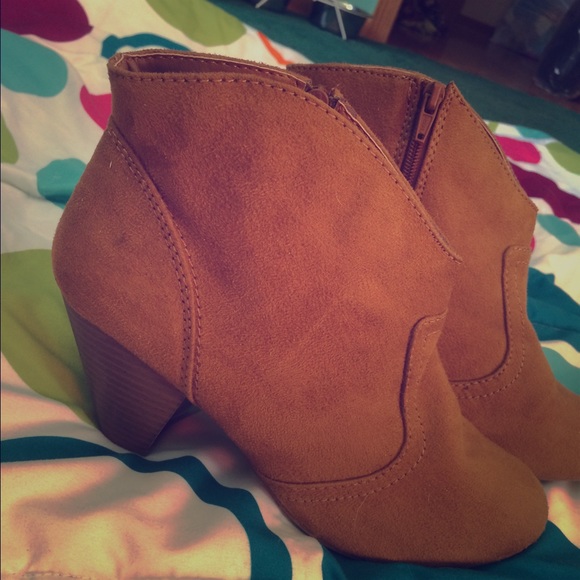 Candie's Tan Booties