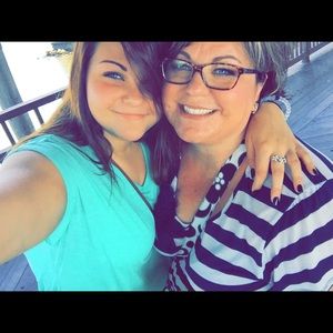 Meet your Posher, Lisa