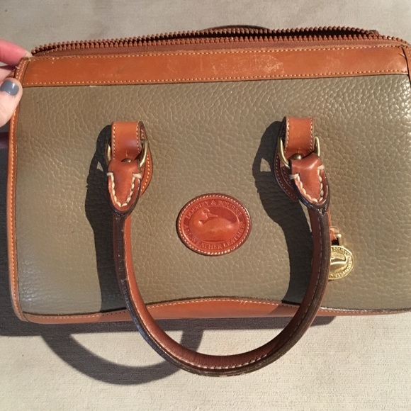 Vintage Dooney and Bourke purse