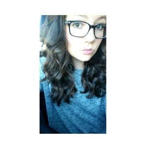 Meet your Posher, Whitney