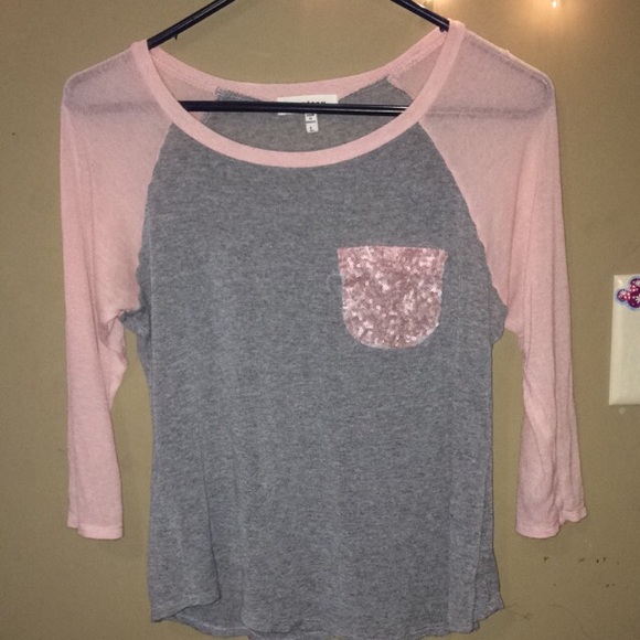 Half sleeves top