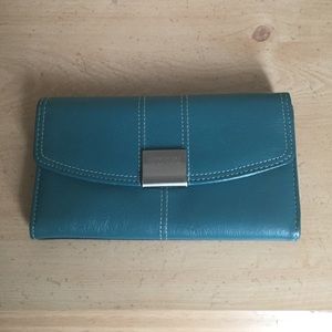 Kenneth Cole Wallet🎉🎉Reduced 🎉🎉