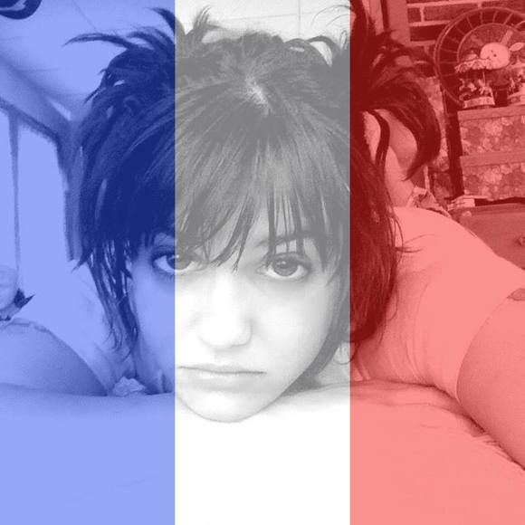 Meet your Posher, Tess - Picture 1 of 1