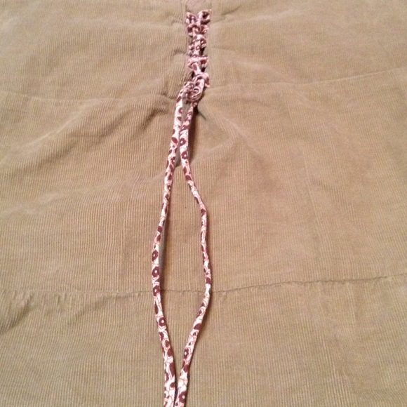 🌸American Eagle Outfitters Skirt🌸 - Picture 2 of 3