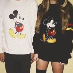 Vintage Mickey Mouse Oversized Sweatshirt