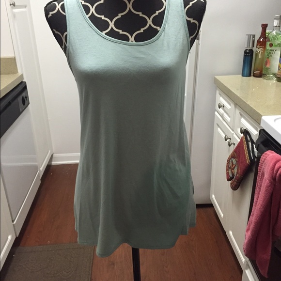 Tank top worn great with leggings - Picture 2 of 2