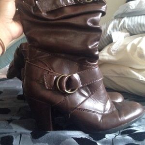 Brown heel boots