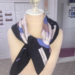 Authentic Dior scarf 29x29 silk