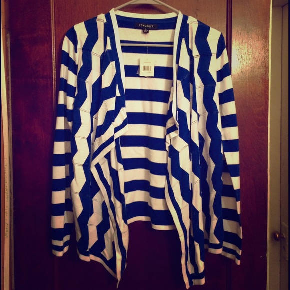 *NWT* chevron/striped waterfall cardigan
