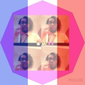 Meet your Posher, Vanessa