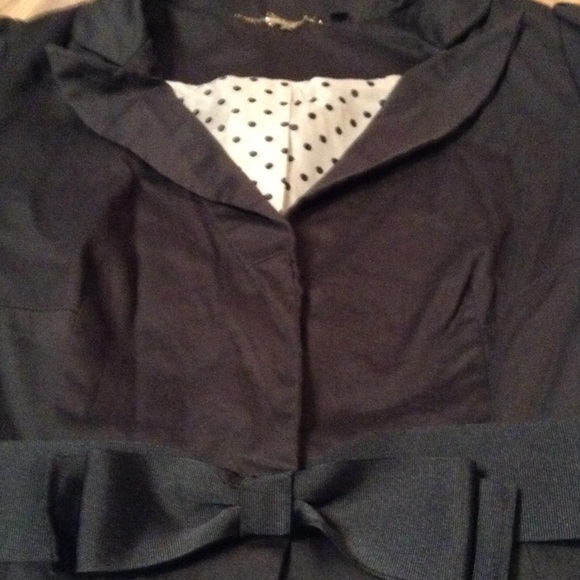 ✨💫 Forever 21 Blazer with bow 💫✨ - Picture 2 of 4