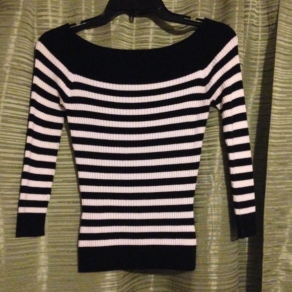 Boat neck sweater