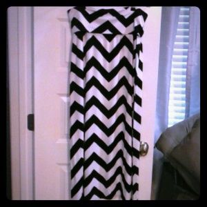 Chevron print maxi skirt