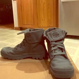 Palladium Baggy Canvas Boot
