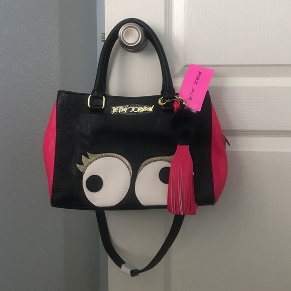 💰💰SOLD💰💰NWT Betsey Johnson handbag/crossbody - Picture 2 of 4