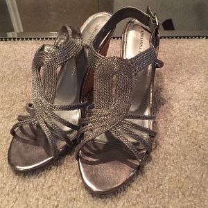 Adrianna Papell boutique silver wedges