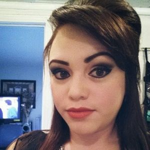 Meet your Posher, Lucy