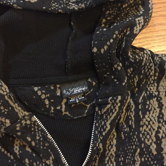 Daytrip amazing print, zipper hoodie! Women's S - Picture 2 of 3