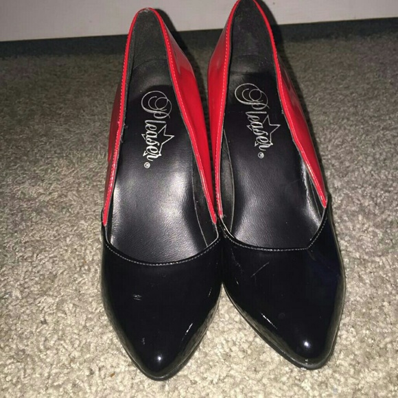 New Red & Black Heels Size 7