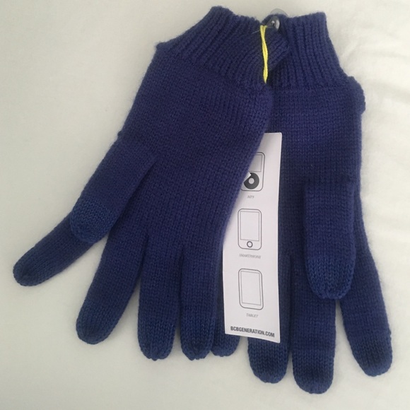 NWT BCBG Generation texting gloves - Picture 3 of 3