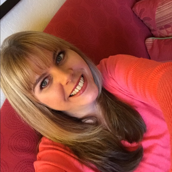 Meet your Posher, Kelly