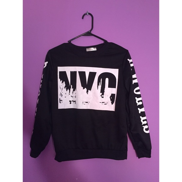 Tops - 🌺 NYC Sweatshirt 🌺