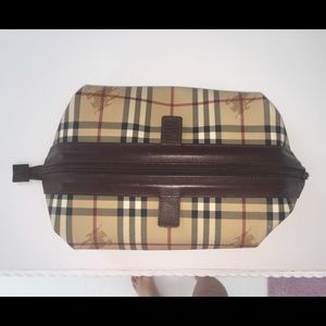 Burberry plaid men travel toiletries bag
