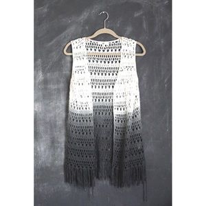 🎉HP!🎉 NEW! Crochet Ombré Vest