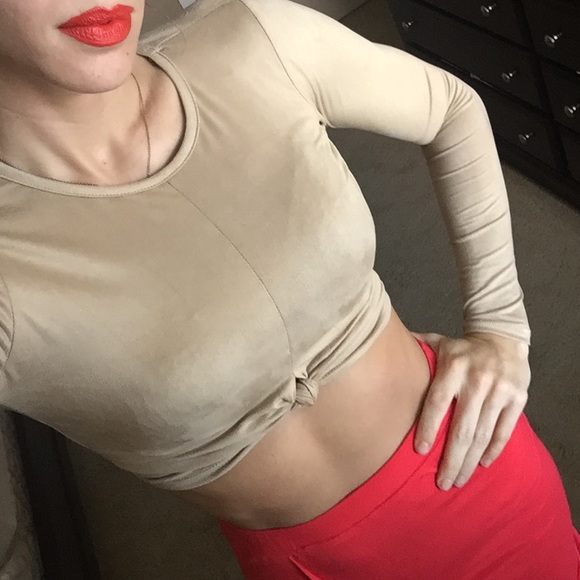 Faux suede knotted long sleeve crop top