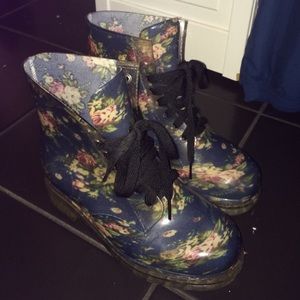 jelly boots forever 21