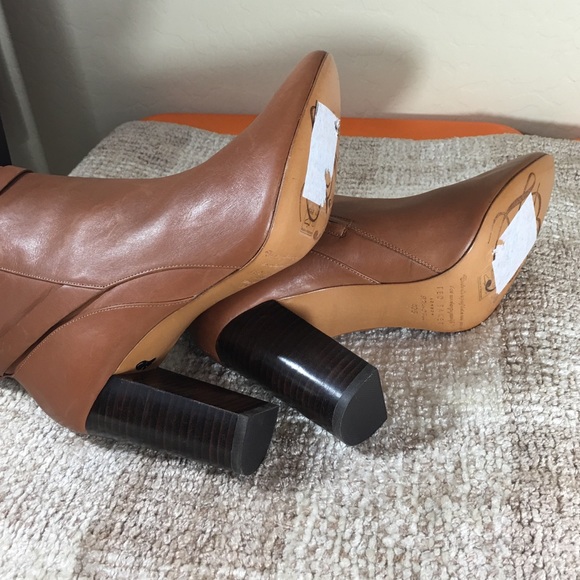 Ted Baker Carmel Leather with Rose Gold Ankle Boot - Picture 4 of 4