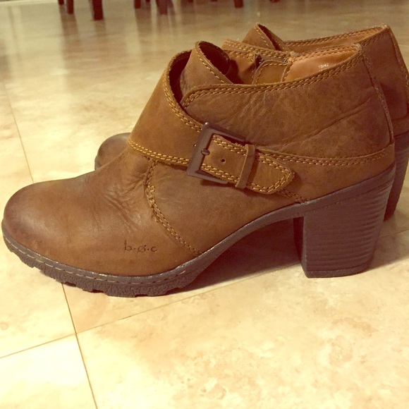 Brown leather boot