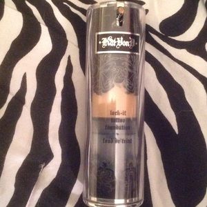 Kat Von D foundation shade med. 53