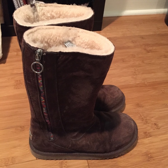 girl uggs size 5 girl uggs size 5