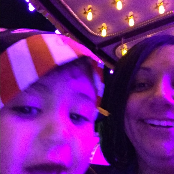 Meet your Posher, Leeann