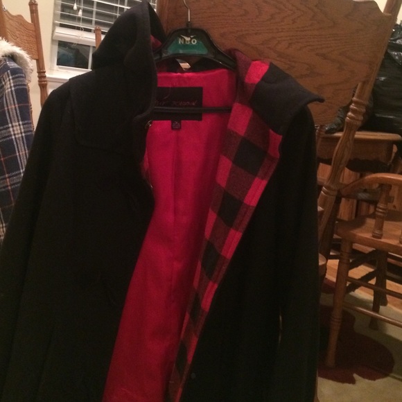 Betsy Johnson black pea coat