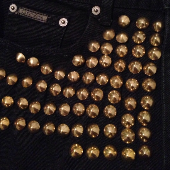 Calvin Klein black cut offs with stud detail - Picture 4 of 4