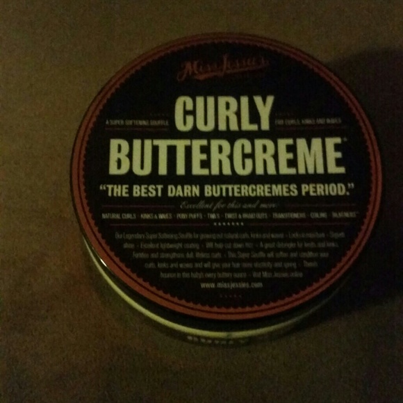 Miss Jessie's Curly Buttercreme