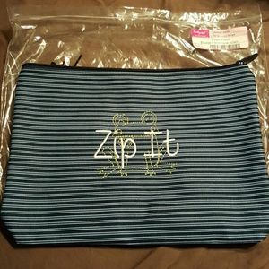 Zipper pouch