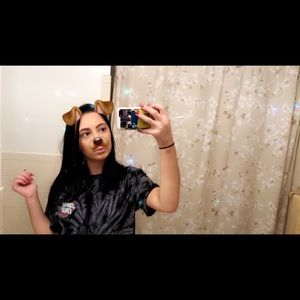 Meet your Posher, Julia