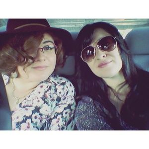 Meet your Posher, Eva