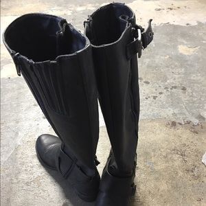 Guess boot