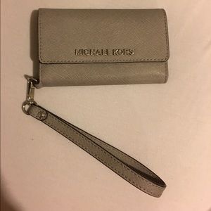 Michael Kors wristlet