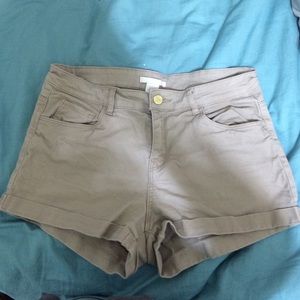 Selling these shorts! Really comfortable!