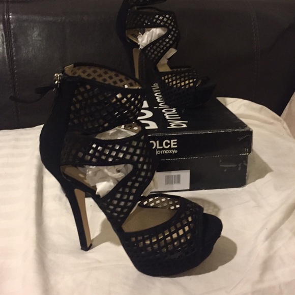 BLACK SEXY SHOE BY MOJO MOXY - Picture 3 of 3