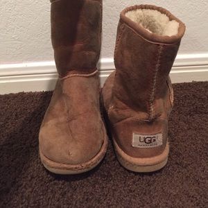 sparkly pink uggs