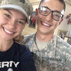 Meet your Posher, Mackenzie