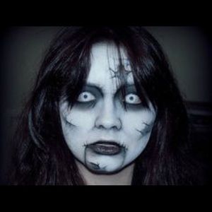 Meet your Posher, Dalila