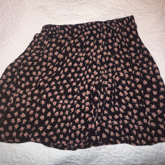 brandy Melville skirt